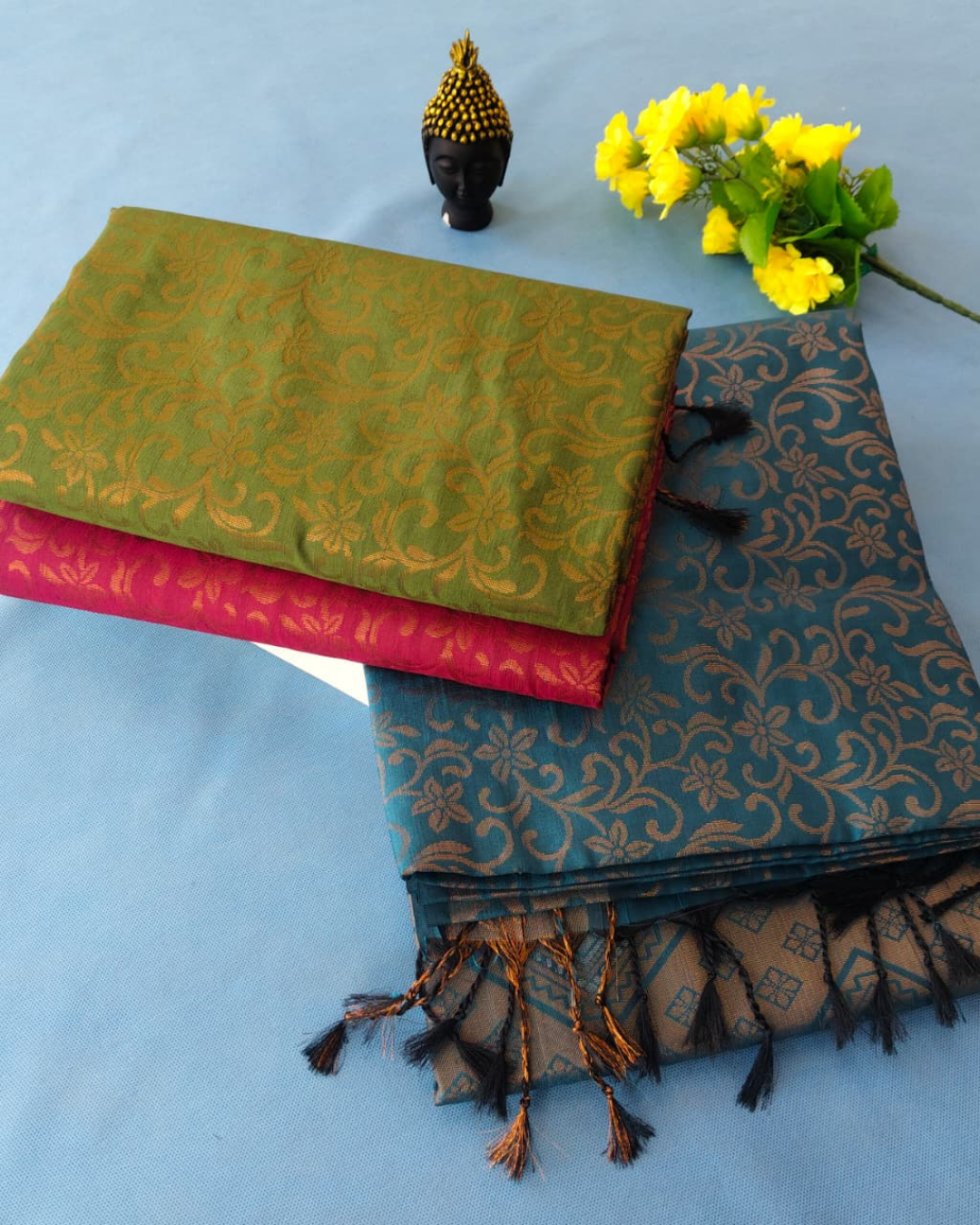 Soft Silk Floral Jacquard Silk Blend Saree
