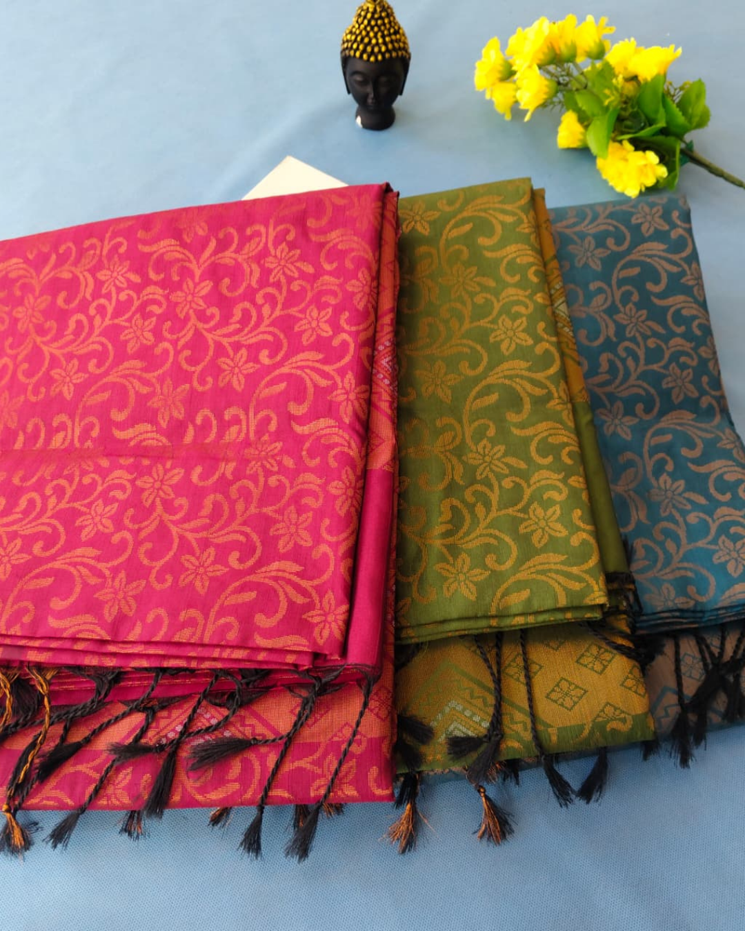 Soft Silk Floral Jacquard Silk Blend Saree